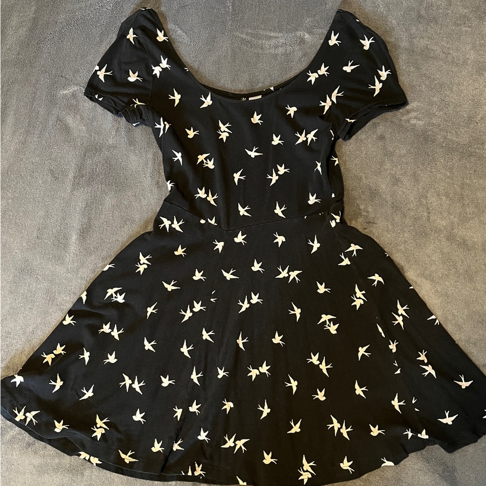 H&M Black and White Patterned Dress